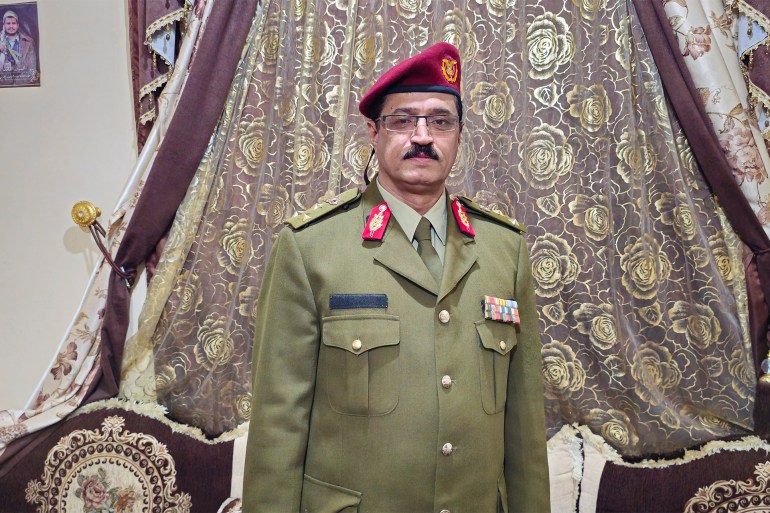 العميد-عزيز-راشد-نائب-المتحدث-العسكري-لقوات-أنصار-الله-الحوثيين-2