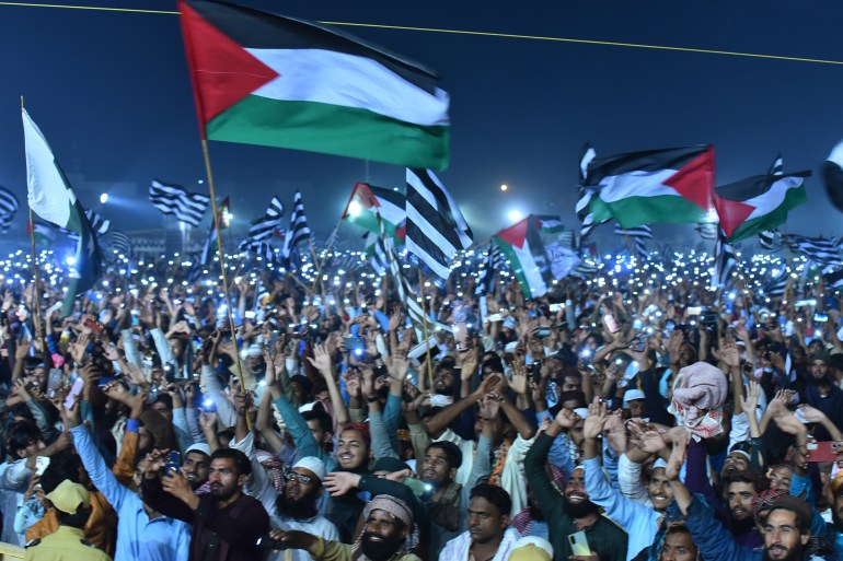 مهرجان حاشد في إقليم السند دعما لغزة