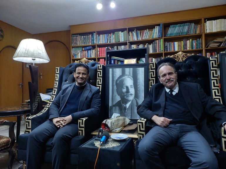 مع حفيد إقبال، المحامي منيب إقبال، ببيته في لاهور