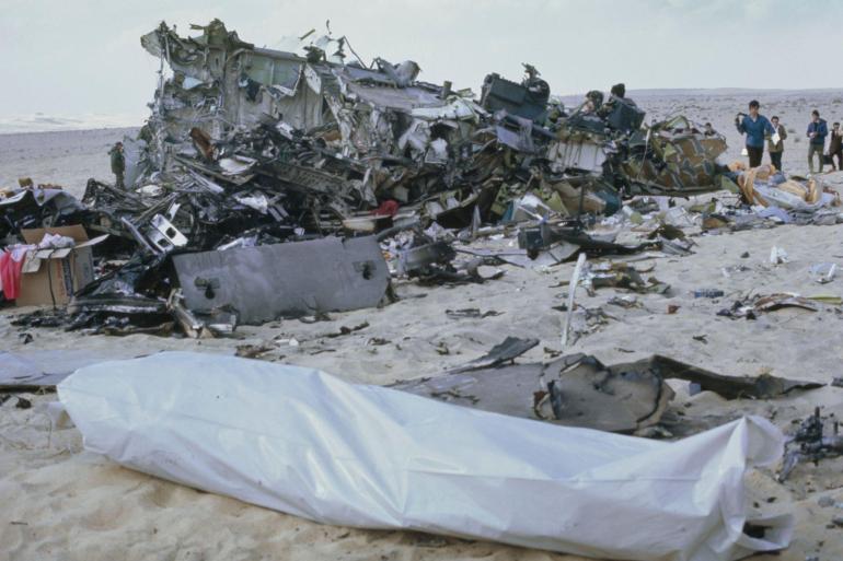 Israeli military personnel guard the wreckage of the Libyan Arab Airlines Flight 114 (LN 114) that was shot down by two Israeli F-4 Phantom II fighter jets having entered Israeli-controlled airspace after flying off course due to bad weather and equipment failure, scattering wreckage over the Sinai Peninsula, Egypt, 22nd February 1973. The incident on flight LN 114 from Tripoli to Cairo via Benghazi killed 108 of the 113 people on board. (Photo by Bettmann Archive/Getty Images)